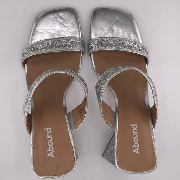 Nordstrom ABOUND Carina Glitter Heel Sandal Silver size 8.5M NWOB - Picture 3 of 7